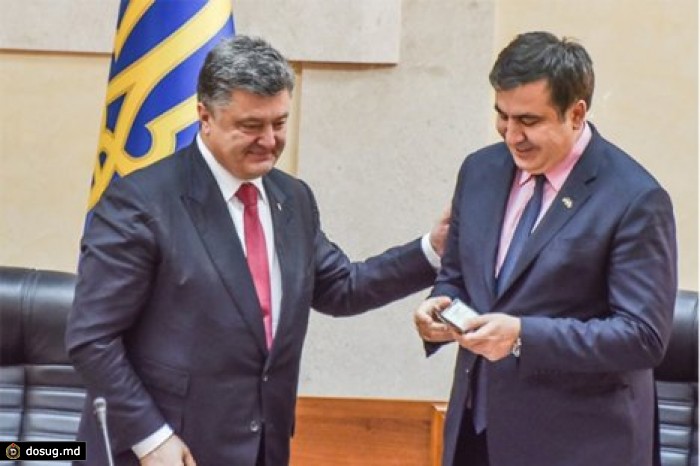 Порошенко отстранит директора Госавиаслужбы, поругавшегося с Саакашвили