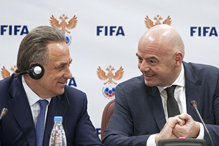 Президент ФИФА пообещал опередить Мутко в изучении иностранного языка