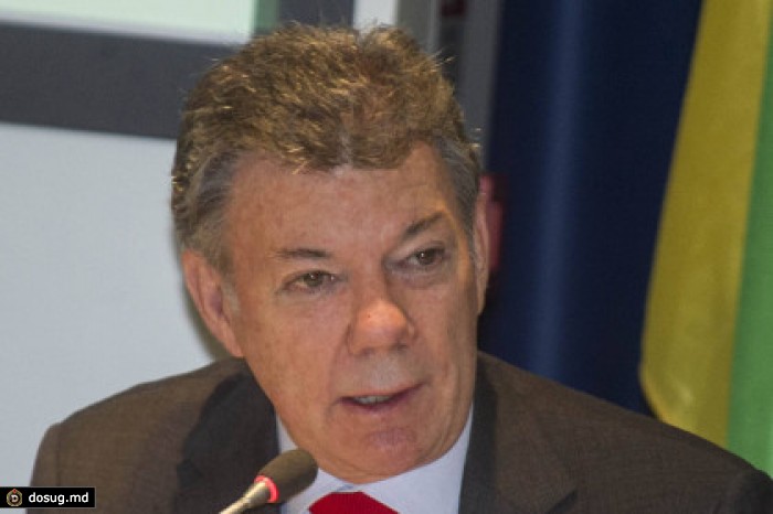 Президент Колумбии приказал приостановить авианалеты на базы FARC
