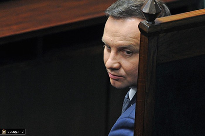 Президента Польши оштрафовали за нарушение правил парковки