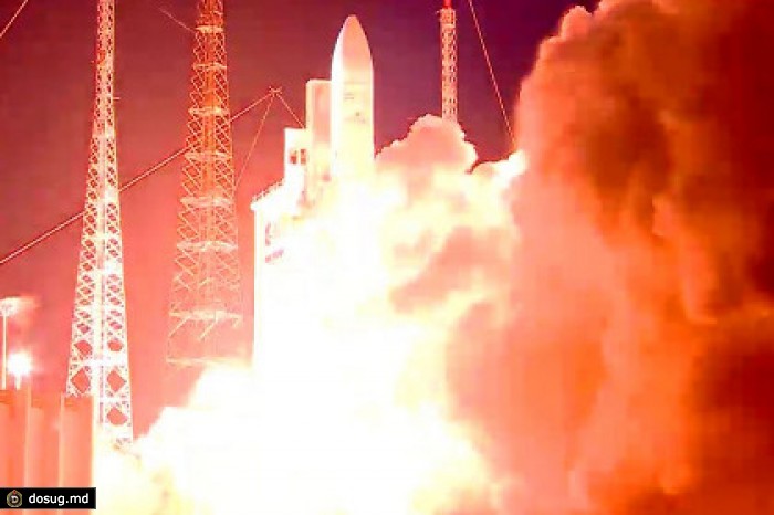 Ракета Ariane 5 стартовала с саудовским и индийским спутниками