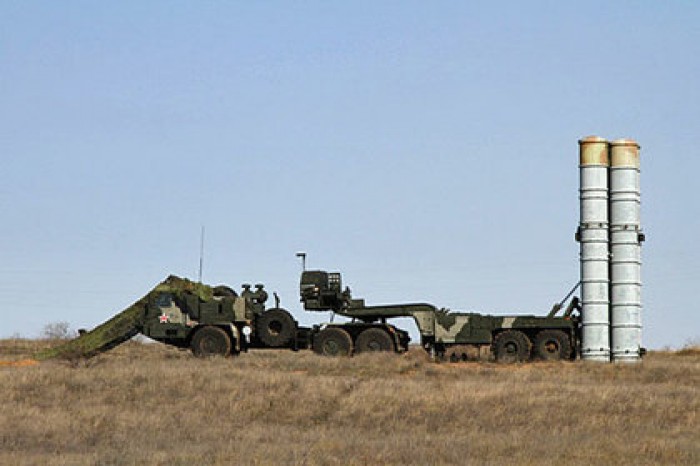 Расчеты С-300 и С-400 Южного военного округа перебросили на новые позиции