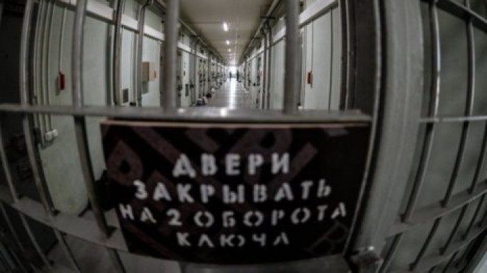 Рецидивист совершил 10 преступлений за один день и получил 21 год тюрьмы