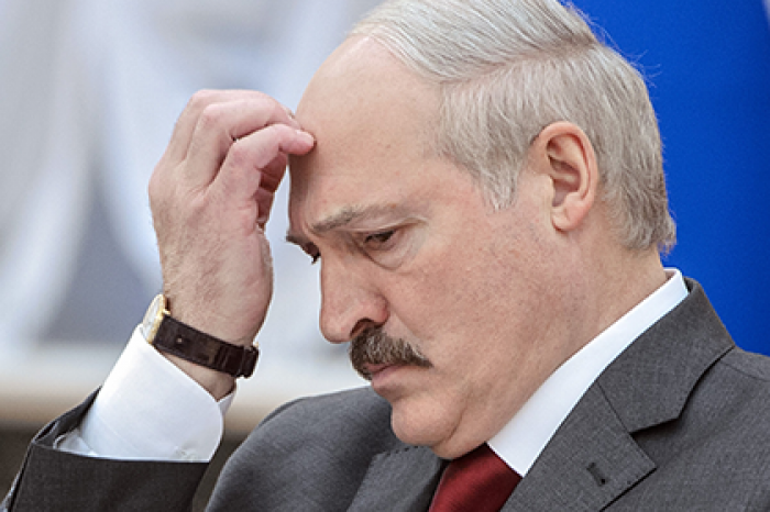 Рейтинг Лукашенко упал за четыре месяца на шесть процентов