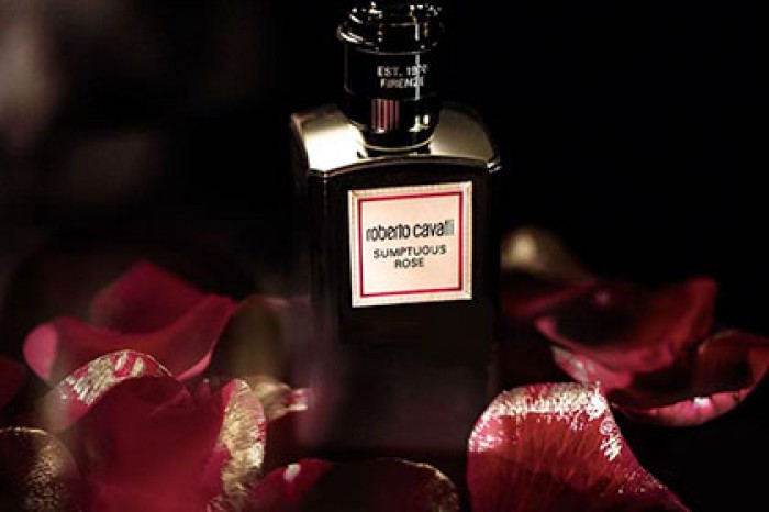 Roberto Cavalli выпустил ароматы-унисекс
