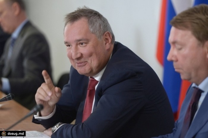 Рогозин показал мастер-класс в тире