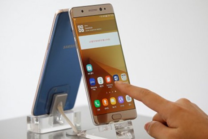 Samsung отзовет смартфоны Galaxy Note 7 из-за воспламенения при зарядке