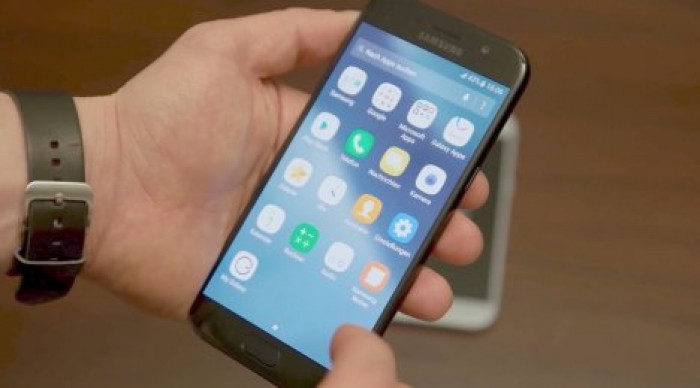 Samsung представил голосового помощника для телефонов