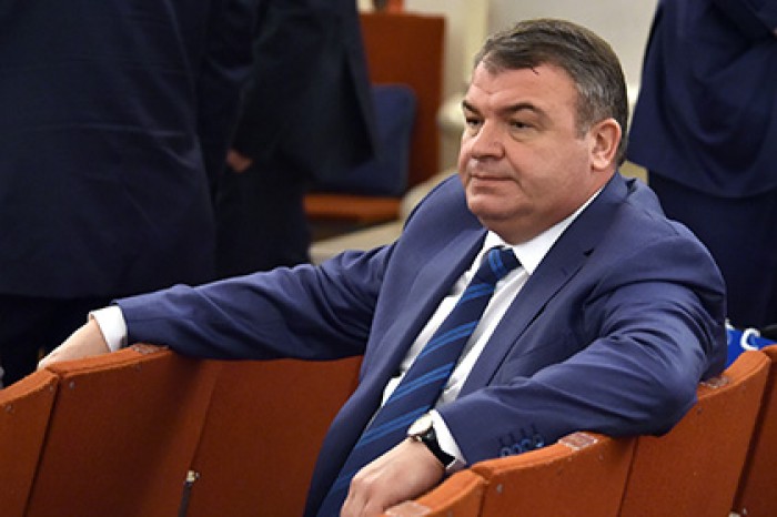 Сердюков вошел в совет директоров компании по производству авиадвигателей