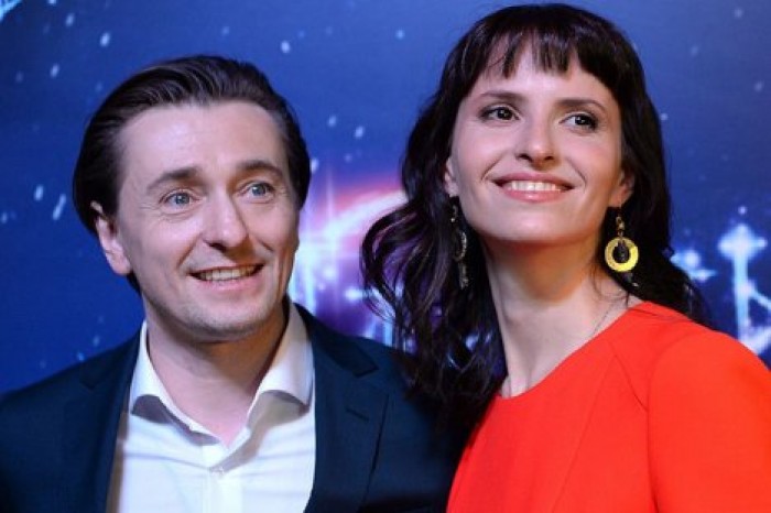 Сергей Безруков с женой ждут ребенка