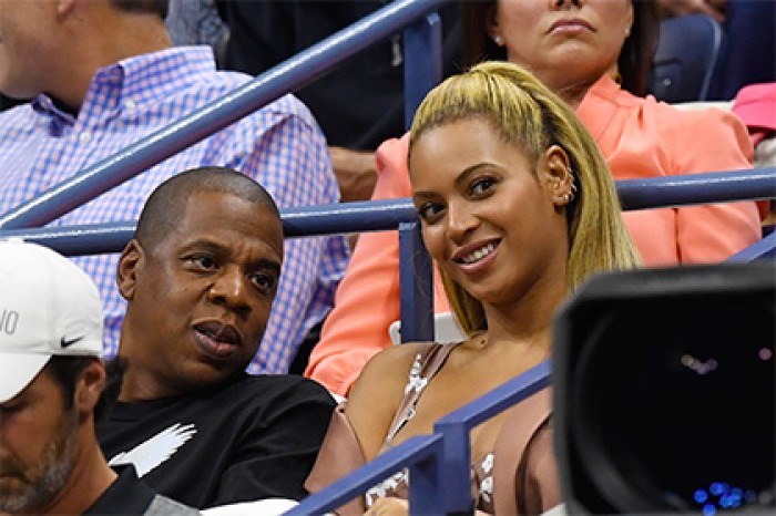 Сервис с советами извинился за превращение Обамы, Бейонсе и Jay-Z в белых