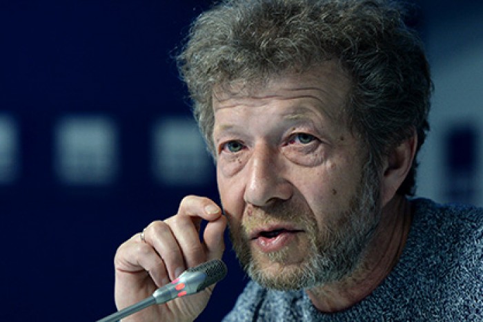 Сетевые феминистки ополчились на автора детского стишка о «дуре» Василисе