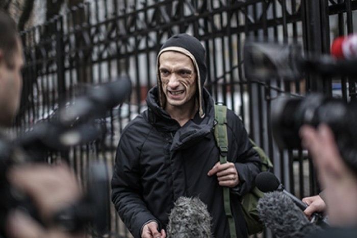 СК подтвердил проверку по заявлению об изнасиловании Павленским