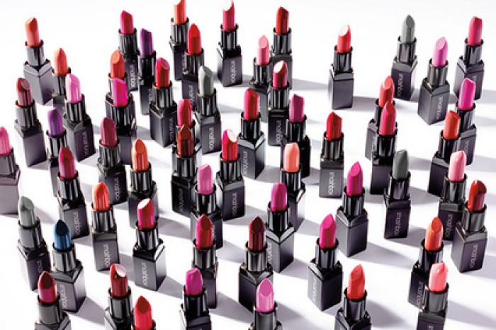 Smashbox выпустил коллекцию из 120 оттенков помад