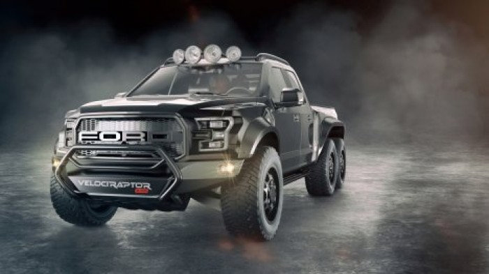 СМИ: Тюнеры превратили пикап от Ford в шестиколесного монстра