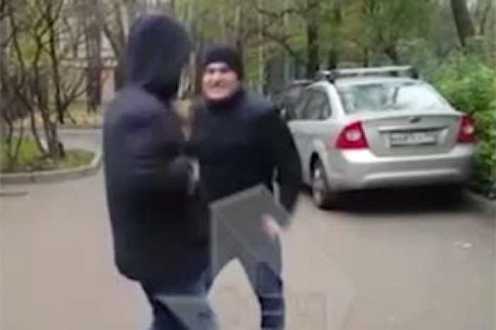 Спор за место на парковке в Москве закончился переломом позвоночника