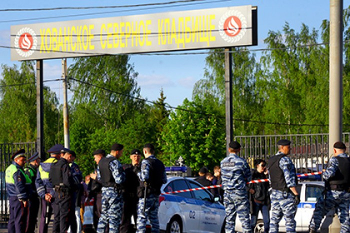 Таджикистан потребовал объективного расследования драки на Хованском кладбище