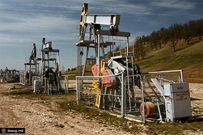 Цена нефти Brent опустилась ниже 40 долларов на фоне роста запасов в США