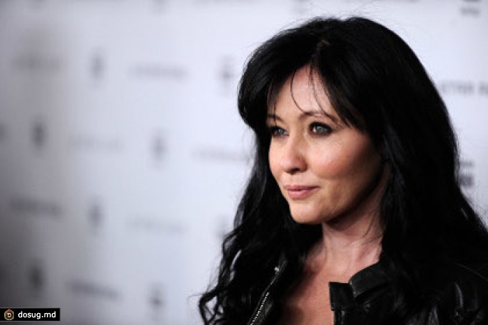 У актрисы из сериала «Беверли-Хиллз, 90210» диагностировали рак