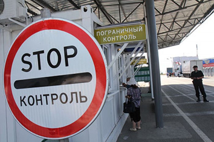 Украина запретила въезд посетившему Крым немецкому туристу