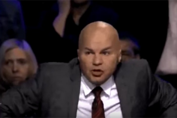Украинского политолога избили в гримерке в перерыве программы на Первом канале