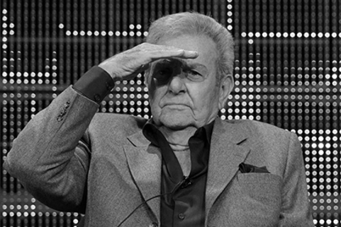 Умер актер из сериалов «Крутой Уокер» и «Два с половиной человека»