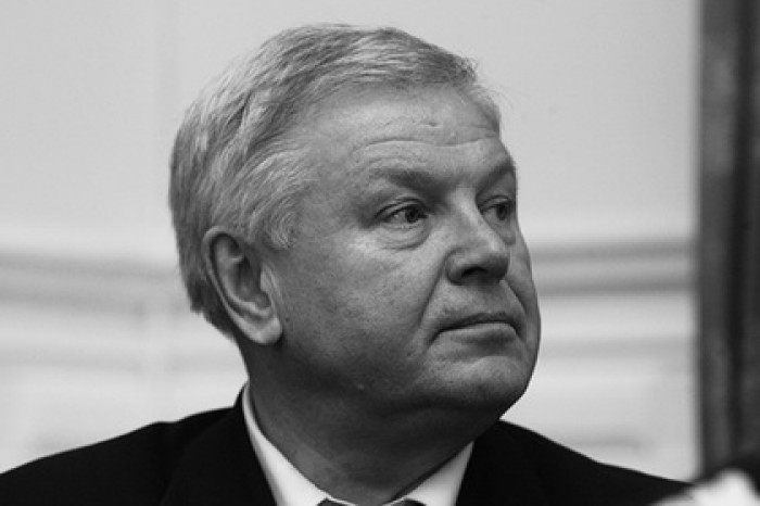 Умер советник министра культуры Виктор Петраков