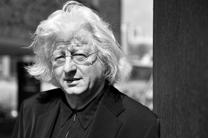 Умер венгерский писатель Петер Эстерхази