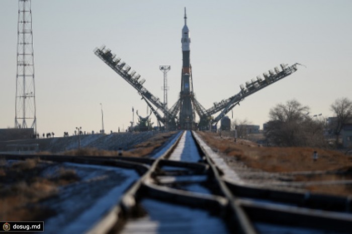 Установку «Союза-ФГ» на стартовый стол Байконура отменили из-за ветра