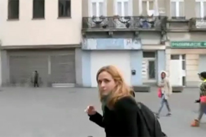 В бельгийской коммуне Моленбек в прямом эфире атаковали журналистов