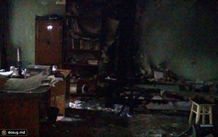 В Херсоне подожгли офис "Свободы"