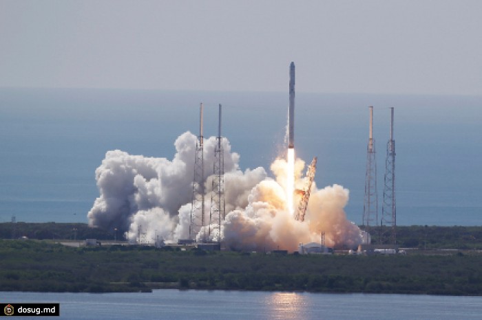 В компании SpaceX назвали причину крушения ракеты Falcon 9