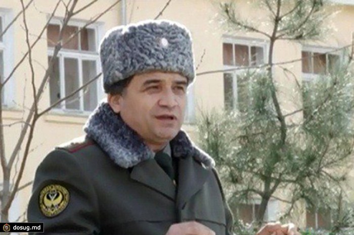 В Таджикистане задержали командующего сухопутными войсками