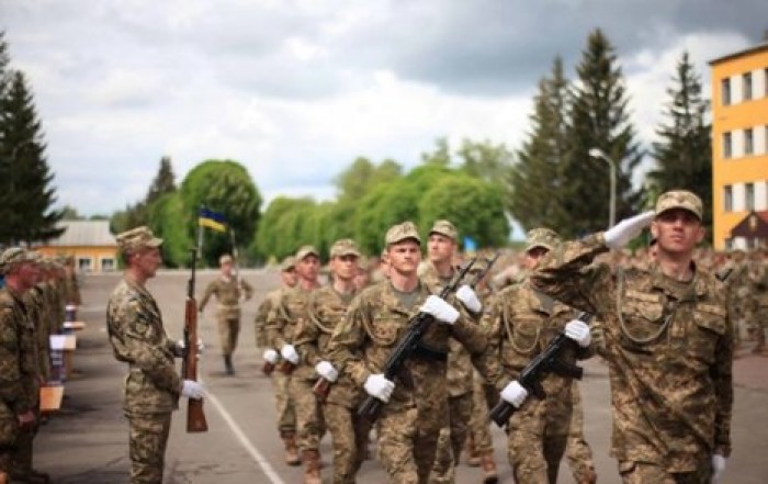 В украинскую армию призвали солдат с туберкулезом и СПИДом