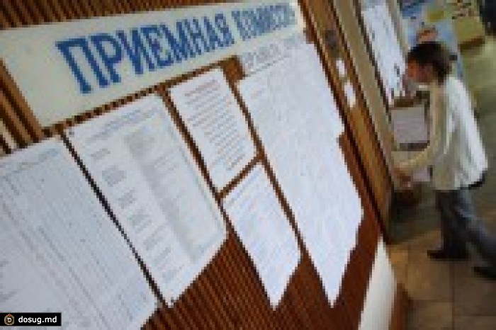 В вузах остаются невостребованными сотни мест