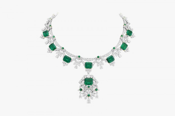 Van Cleef & Arpels посвятил новую коллекцию изумруду
