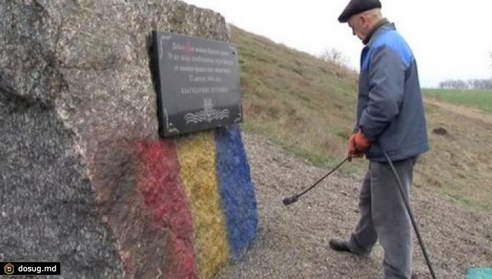 Вандалы осквернили памятник советским воинам в Бендерах