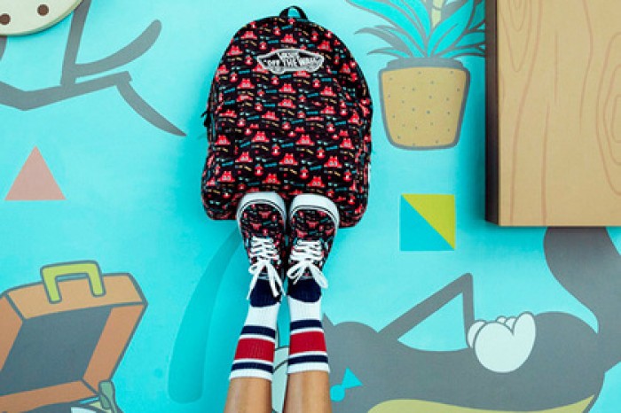 Vans украсил одежду мультипликационными героями