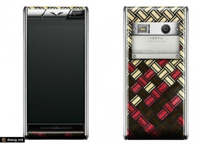 Vertu выпустила в России "деревянный" смартфон