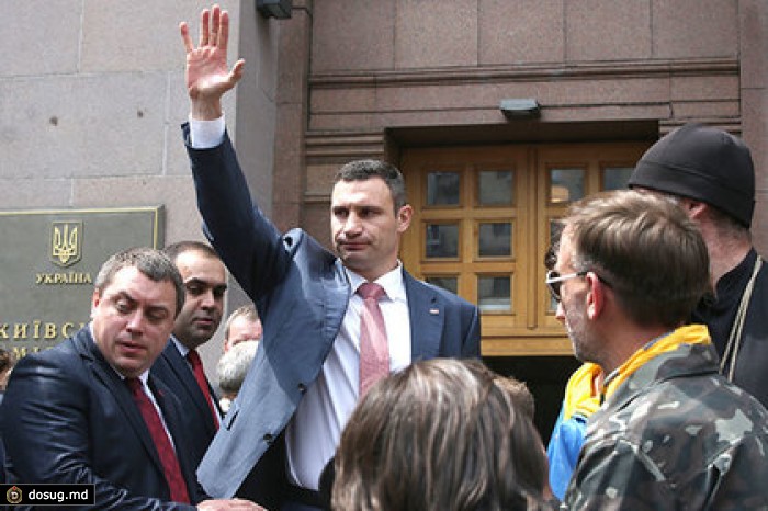 Виталий Кличко раскритиковал брата за поражение от Фьюри