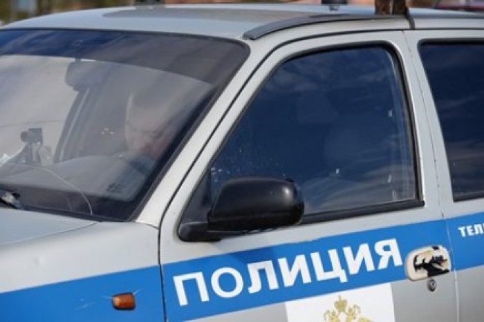 В Москве машина вылетела на остановку и сбила людей: есть погибшие