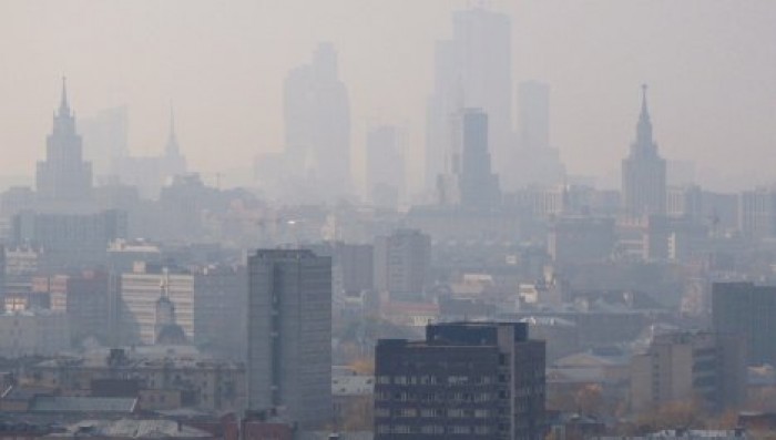 Восток Москвы окутал запах сероводорода