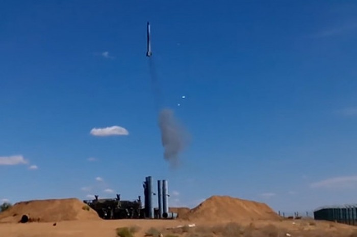 В сети появилась запись неудачного пуска ракеты комплекса С-300П