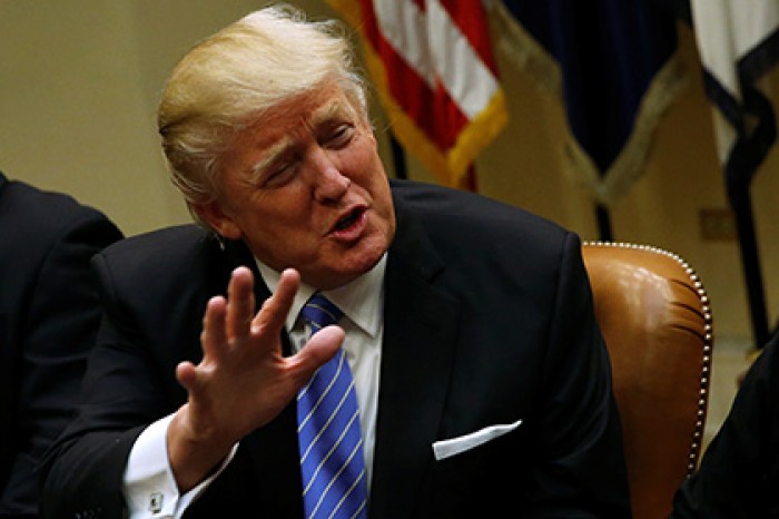 В Японии выпустили куклу одетого в кимоно Трампа для праздника девочек
