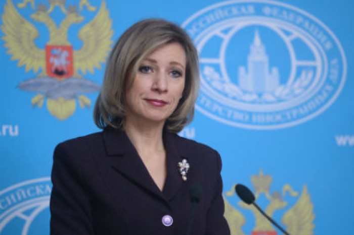 Захарова перечислила нелепости из фильма «Би-би-си» о фанатах