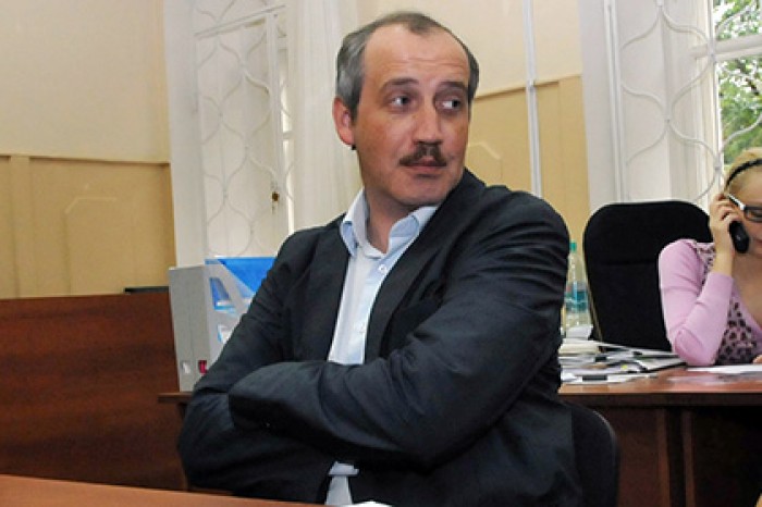 Замглавреда «Новой газеты» отстранили после информации о давлении на спикера