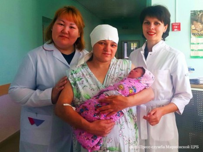 Жительница Якутии родила девочку в глухой тайге в окружении медведей