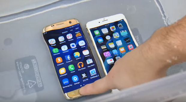 Сравнение водонепроницаемости Galaxy S7 и iPhone 6s