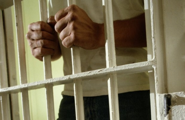 Британка приговорена в Иране к 20 годам тюрьмы за сообщение в Facebook