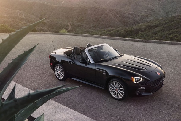 Fiat показал эксклюзивный родстер 124 Spider